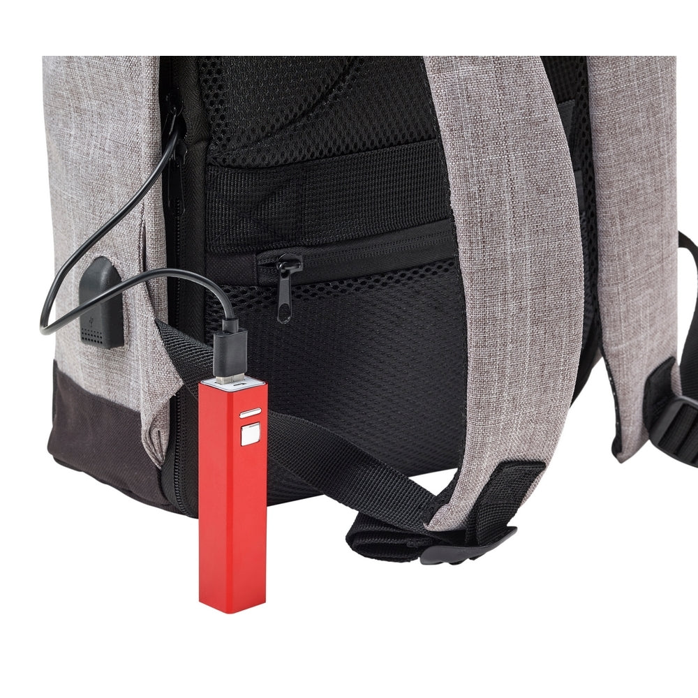 Backpack protecting against pickpockets